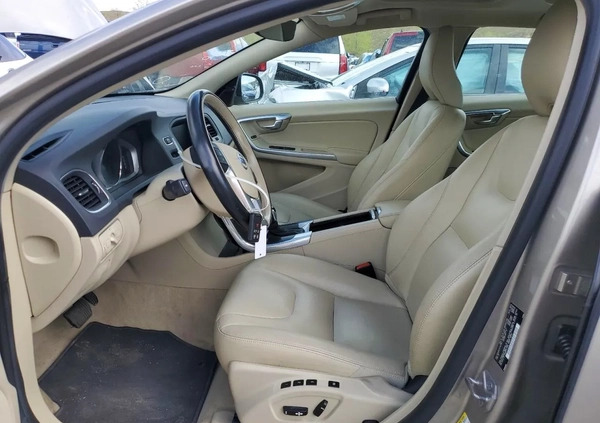 Volvo S60 cena 33000 przebieg: 94300, rok produkcji 2015 z Bardo małe 67